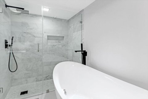 Copropriété à vendre à Aventura, Floride: 3 chambres, 170.94 m2 № 1892323 - photo 25