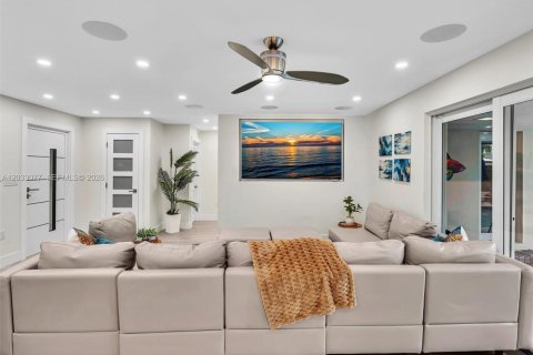 Villa ou maison à vendre à Dania Beach, Floride: 5 chambres, 176.05 m2 № 2085413 - photo 26