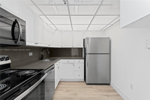 Copropriété à vendre à Aventura, Floride: 2 chambres, 93.92 m2 № 1985464 - photo 6