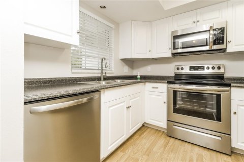 Casa en alquiler en Deltona, Florida, 3 dormitorios, 119.75 m2 № 1873244 - foto 7