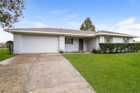 Casa en alquiler en Deltona, Florida, 3 dormitorios, 119.75 m2 № 1873244 - foto 1