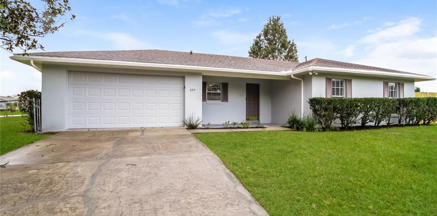 Casa en Deltona, Florida 3 dormitorios, 119.75 m2 № 1873244
