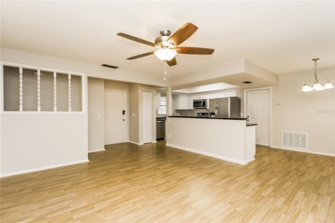 Casa en alquiler en Deltona, Florida, 3 dormitorios, 119.75 m2 № 1873244 - foto 2