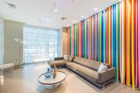 Condominio en alquiler en Miami, Florida, 1 dormitorio, 72.46 m2 № 2071151 - foto 26