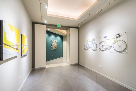 Condominio en alquiler en Miami, Florida, 1 dormitorio, 72.46 m2 № 2071151 - foto 25