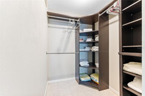 Купить кондоминиум в Брейдентон, Флорида 6 комнат, 126.72м2, № 1653736 - фото 29