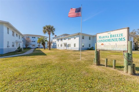 Condo in Daytona Beach, Florida, 2 bedrooms  № 1542787 - photo 19