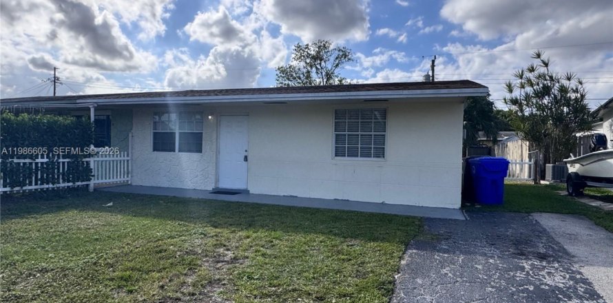 Casa en North Lauderdale, Florida 2 dormitorios, 82.03 m2 № 2048385