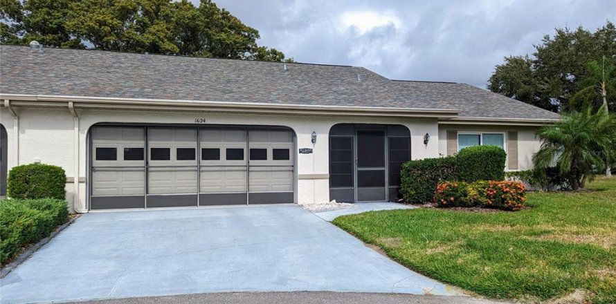 Condo in Sun City Center, Florida, 2 bedrooms  № 2123475