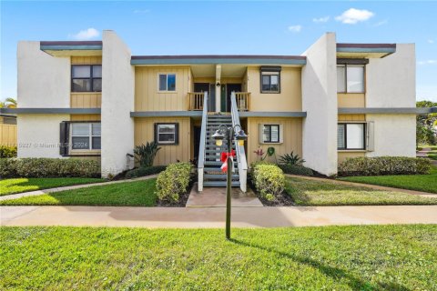 Condo in Jensen Beach, Florida, 2 bedrooms  № 1867187 - photo 3