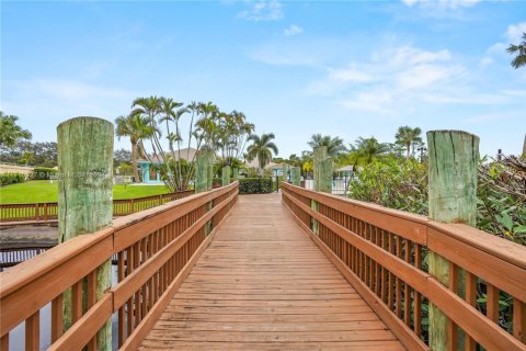 Condo in Jensen Beach, Florida, 2 bedrooms  № 1867187 - photo 20