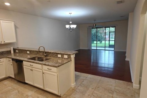 Touwnhouse à louer à Davenport, Floride: 2 chambres, 130.9 m2 № 2422817 - photo 4