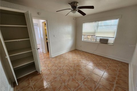 Apartment in Treasure Island, Florida 1 bedroom, 55.74 sq.m. № 1837165 - photo 8