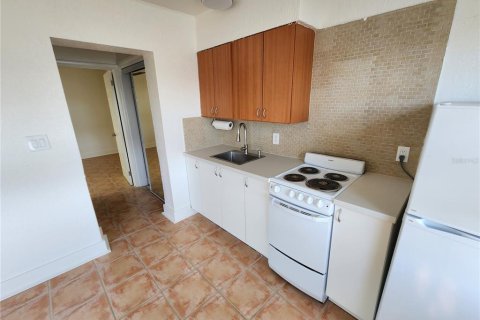 Apartment in Treasure Island, Florida 1 bedroom, 55.74 sq.m. № 1837165 - photo 5