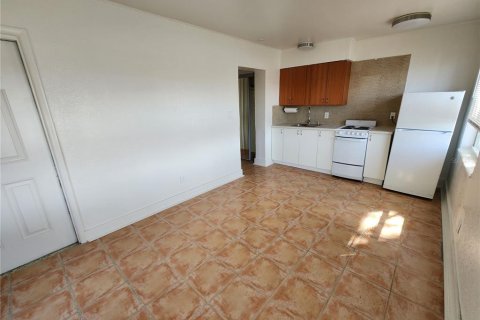 Apartment in Treasure Island, Florida 1 bedroom, 55.74 sq.m. № 1837165 - photo 4