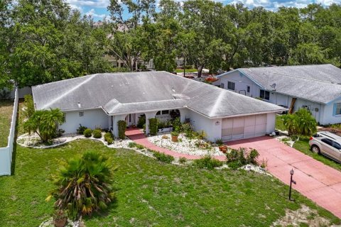 Casa en venta en Sun City Center, Florida, 3 dormitorios, 207.26 m2 № 1793245 - foto 1