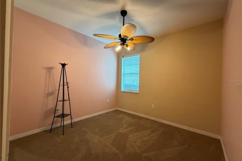 Villa ou maison à vendre à Kissimmee, Floride: 4 chambres, 165.74 m2 № 2434932 - photo 13