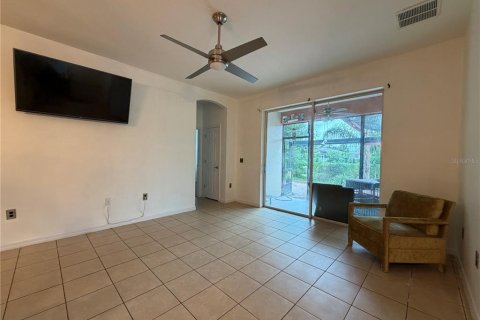 Villa ou maison à vendre à Kissimmee, Floride: 4 chambres, 165.74 m2 № 2434932 - photo 9