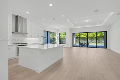 Casa en venta en Boca Raton, Florida, 4 dormitorios, 301.84 m2 № 2004567 - foto 10