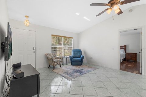Villa ou maison à vendre à Citrus Springs, Floride: 2 chambres, 100.98 m2 № 2399159 - photo 7