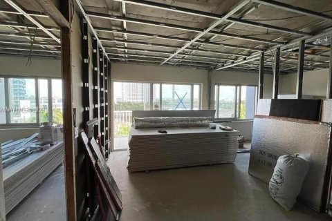 Condominio en venta en Hallandale Beach, Florida, 1 dormitorio, 78.97 m2 № 1868040 - foto 25