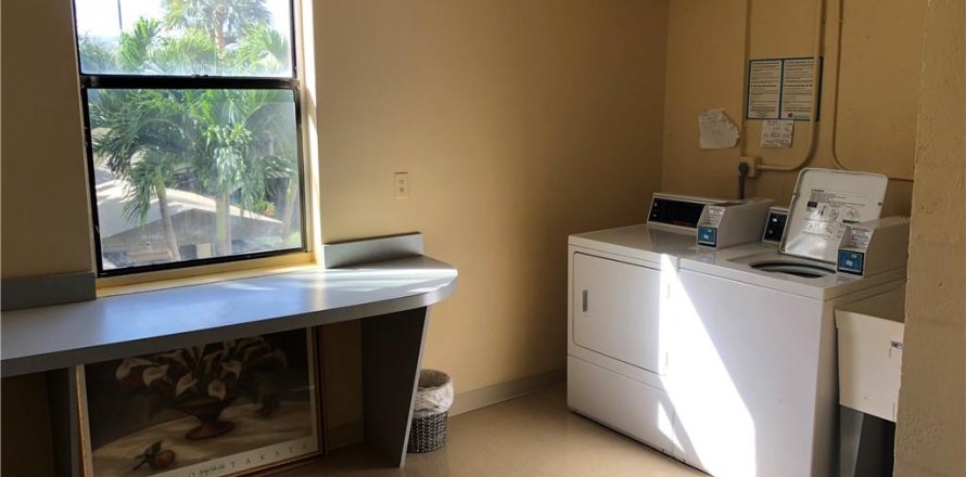 Condominio en Fort Lauderdale, Florida, 2 dormitorios  № 1074858
