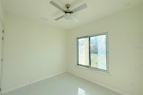 House in Punta Gorda, Florida 4 bedrooms, 200.02 sq.m. № 2108948 - photo 10
