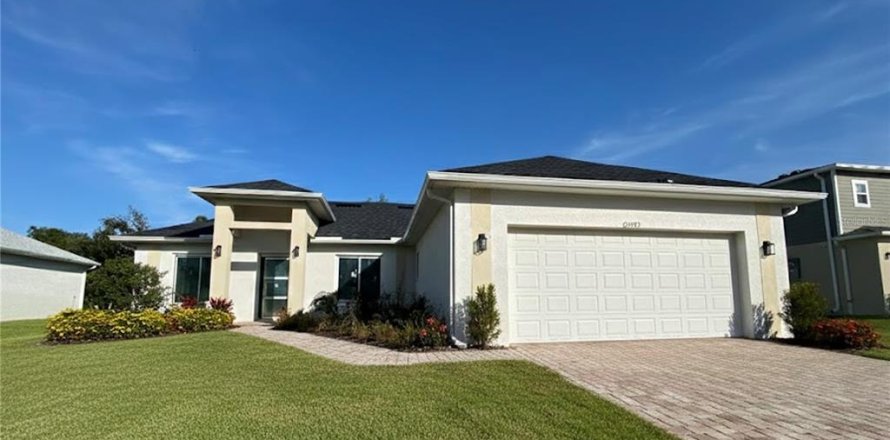 House in Punta Gorda, Florida 4 bedrooms, 200.02 sq.m. № 2108948