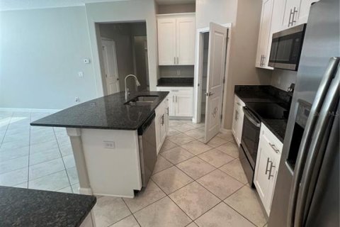 Casa en venta en Riverview, Florida, 4 dormitorios, 189.89 m2 № 1782662 - foto 3