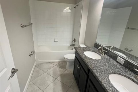 Casa en venta en Riverview, Florida, 4 dormitorios, 189.89 m2 № 1782662 - foto 12