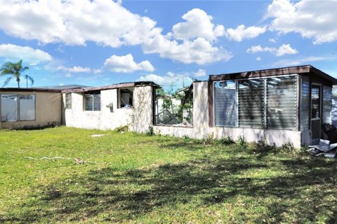 House in Clearwater, Florida 1 bedroom, 44.59 sq.m. № 1725702 - photo 18