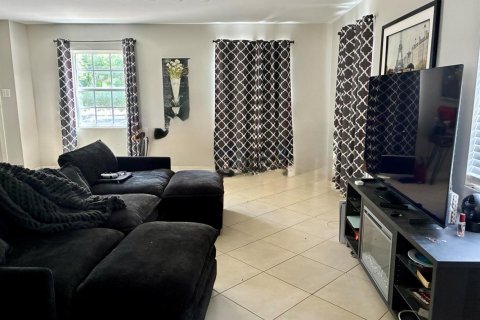 Copropriété à vendre à Coral Springs, Floride: 3 chambres, 139.35 m2 № 2326859 - photo 3