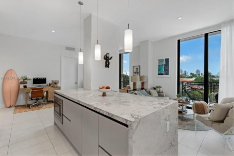 Купить кондоминиум в Майами-Бич, Флорида 2 спальни, 137.12м2, № 2034036 - фото 3