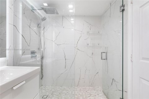 Townhouse in Aventura, Florida 1 bedroom, 79.8 sq.m. № 1896880 - photo 7