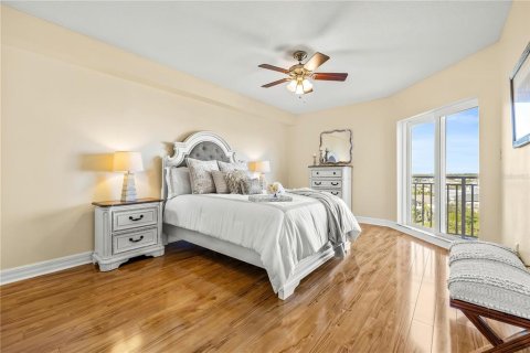 Condo in New Port Richey, Florida, 3 bedrooms  № 2267284 - photo 21