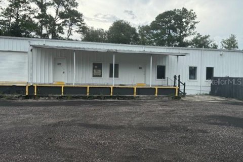 Propiedad comercial en alquiler en Jacksonville, Florida, 3019.32 m2 № 1900791 - foto 2
