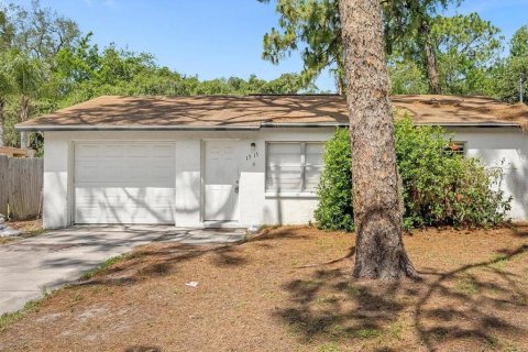 House in Hudson, Florida 2 bedrooms, 62.43 sq.m. № 2107182