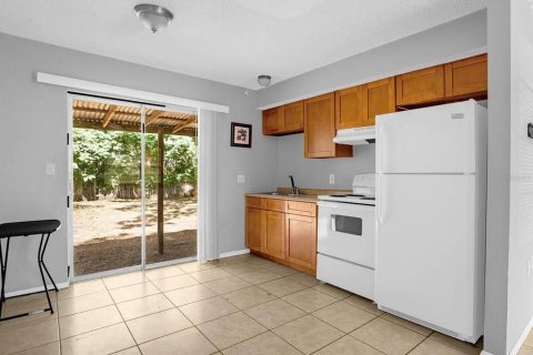 Casa en alquiler en Hudson, Florida, 2 dormitorios, 62.43 m2 № 2107182 - foto 4