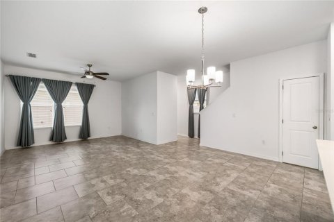 House in Winter Garden, Florida 4 bedrooms, 234.21 sq.m. № 1873983 - photo 19