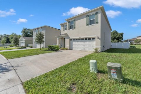 Villa ou maison à vendre à Tavares, Floride: 5 chambres, 234.86 m2 № 1373323 - photo 2