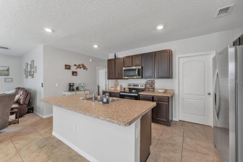 Villa ou maison à vendre à Tavares, Floride: 5 chambres, 234.86 m2 № 1373323 - photo 4