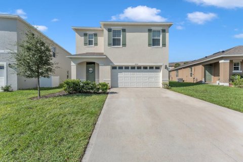 Villa ou maison à vendre à Tavares, Floride: 5 chambres, 234.86 m2 № 1373323 - photo 1
