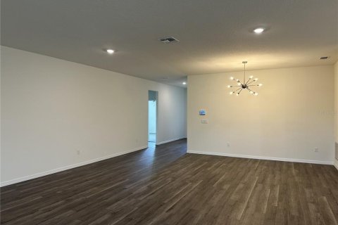 House in Ormond Beach, Florida 4 bedrooms, 219.34 sq.m. № 2277146 - photo 5
