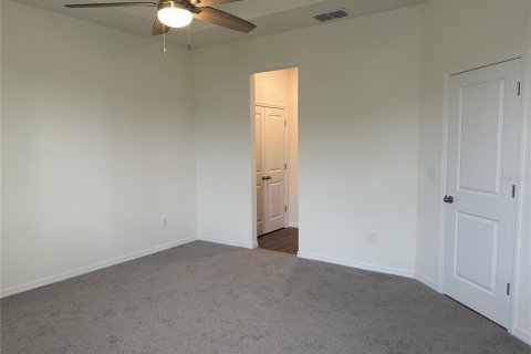 House in Ormond Beach, Florida 4 bedrooms, 219.34 sq.m. № 2277146 - photo 22