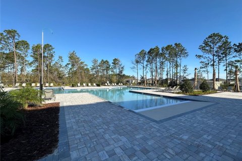 House in Ormond Beach, Florida 4 bedrooms, 219.34 sq.m. № 2277146 - photo 2