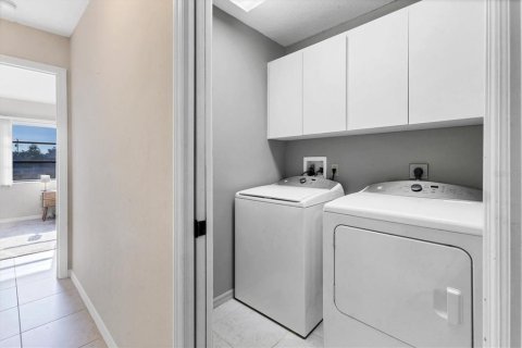Купить виллу или дом в Ротонда, Флорида 11 комнат, 142.88м2, № 2356694 - фото 30