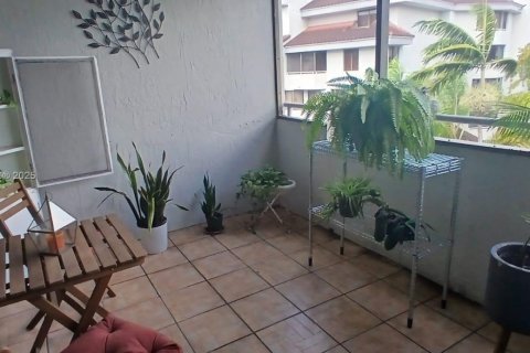 Купить кондоминиум в Майами, Флорида 2 спальни, 105.17м2, № 1953781 - фото 9