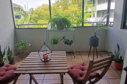 Купить кондоминиум в Майами, Флорида 2 спальни, 105.17м2, № 1953781 - фото 8