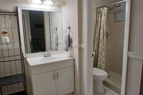 Купить кондоминиум в Майами, Флорида 2 спальни, 105.17м2, № 1953781 - фото 10