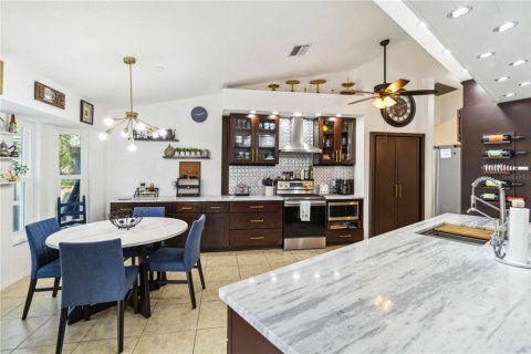 Casa en venta en Port Charlotte, Florida, 3 dormitorios, 135.82 m2 № 1617902 - foto 13